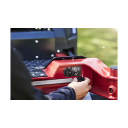 Plnetraktor 82ZTC152