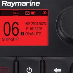Ray53 Kompakt VHF Radio med GPS